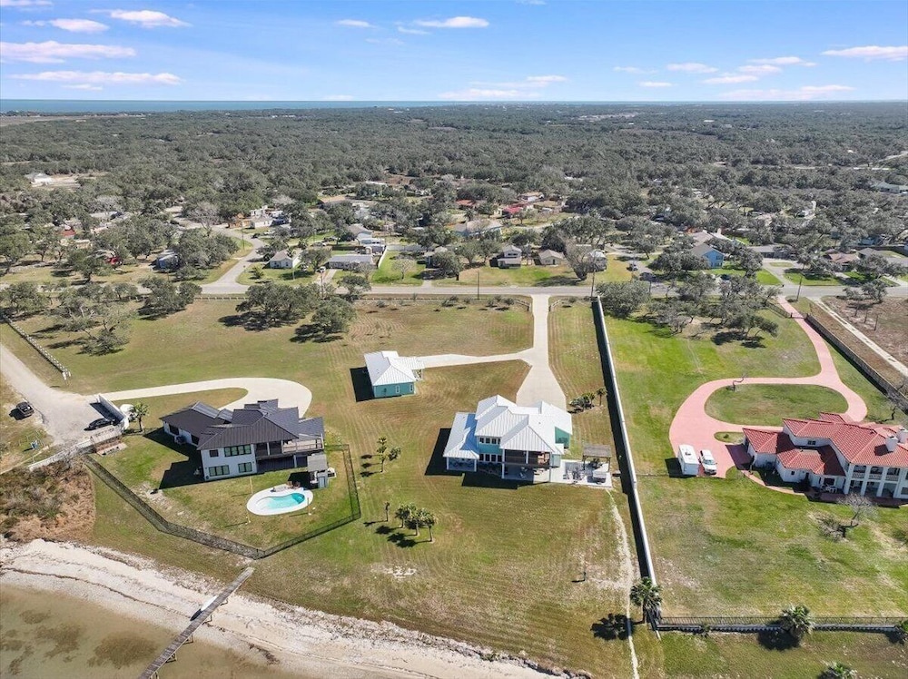 Tranquil Waters 8 Bedroom Home
