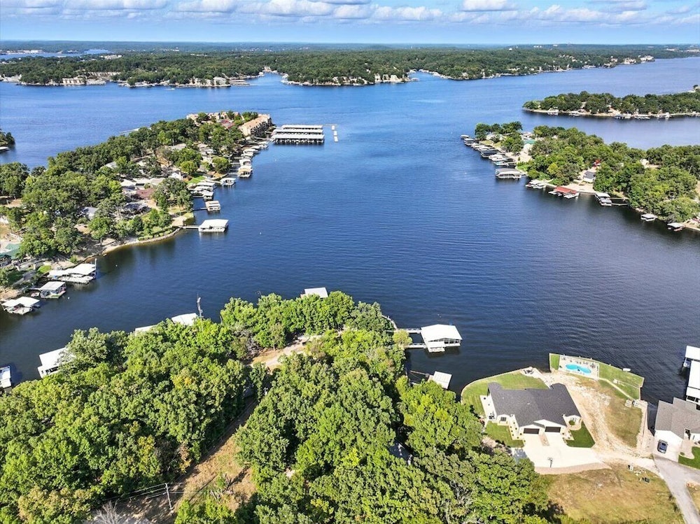 Lakefront Home at the 10mm With Dock Slip & Bar