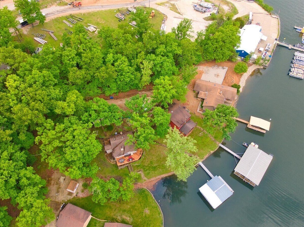 Lakefront Oasis With Skylights & Covered Boat Slip For Extra Adventure