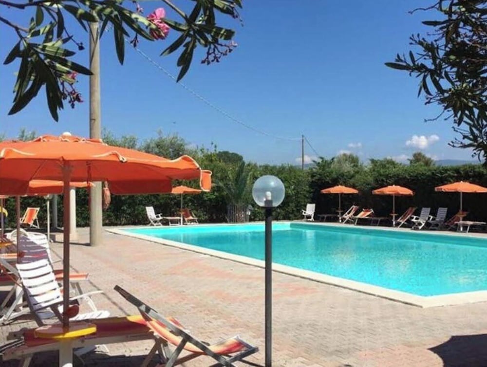 Chalet Viola Beach Village