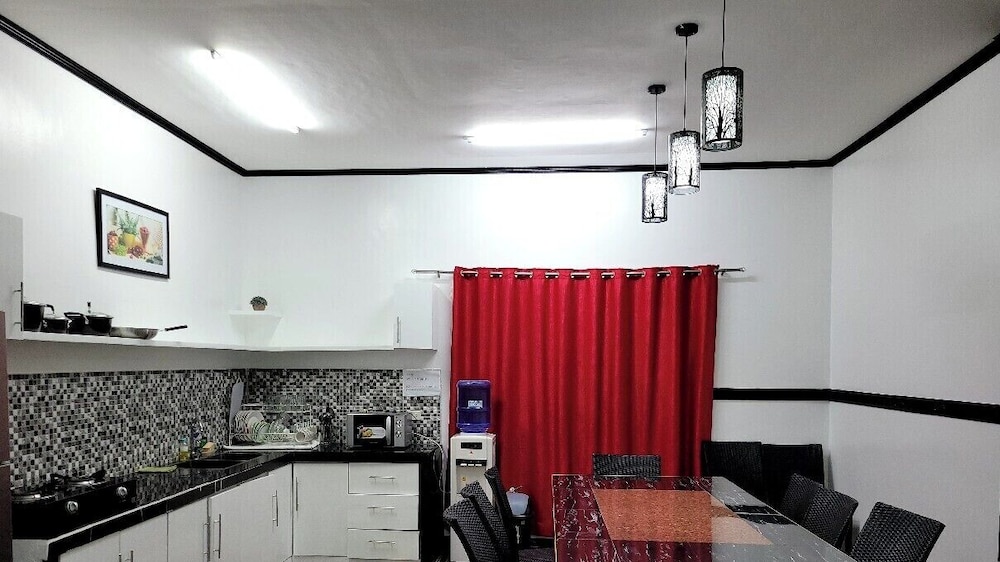 Jewelry Resort and Villas Tagaytay
