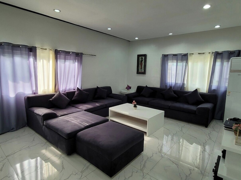 Jewelry Resort and Villas Tagaytay