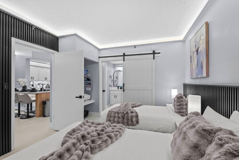 Staysky Orlando Family Suite w/ Kitchen