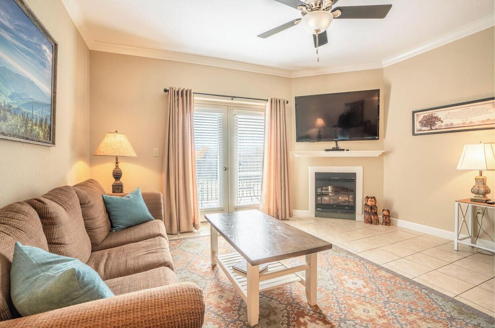 Mountain View Condo 3307