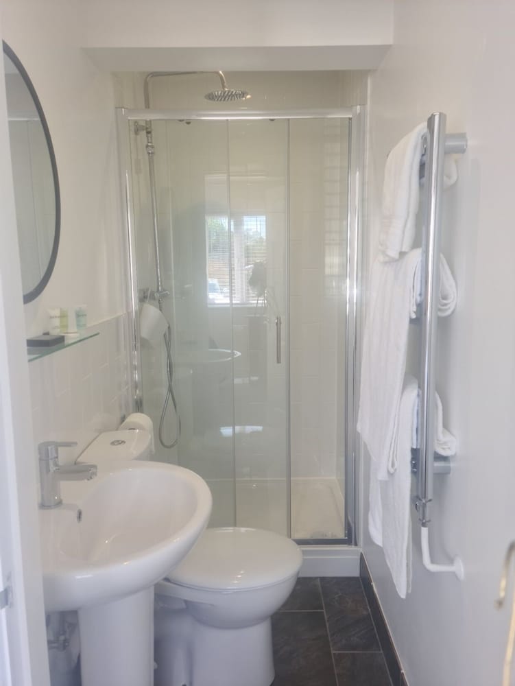 Ramsgate Vacations - White Stag Lodge - Property Image 7