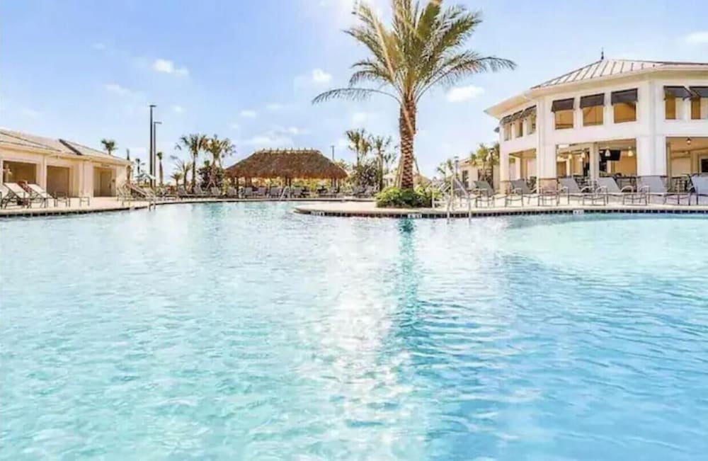 Brand New at Storey Lake Resort, Private Pool, Near Famous Attractions!!