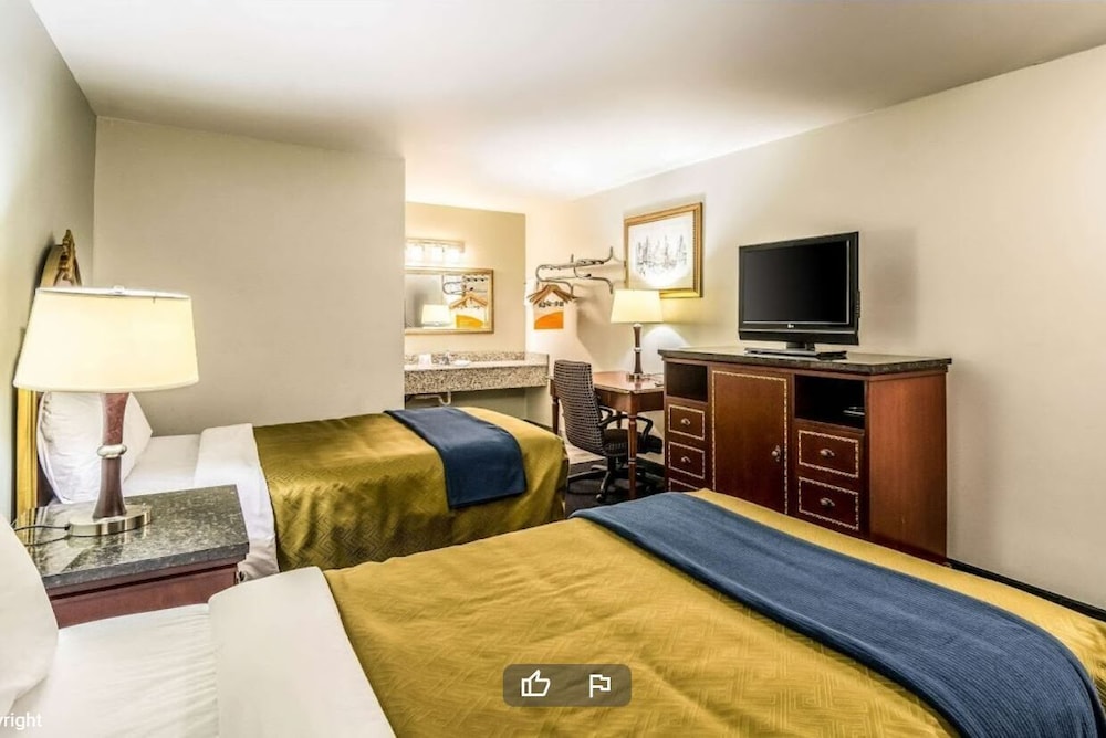 Portage Inn view 2