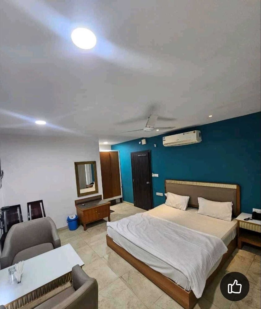 Hotel Kalki Palace