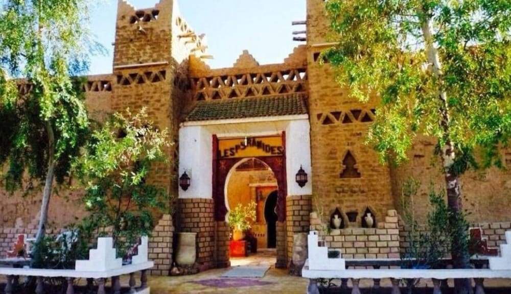 Les Pyramides Hotel