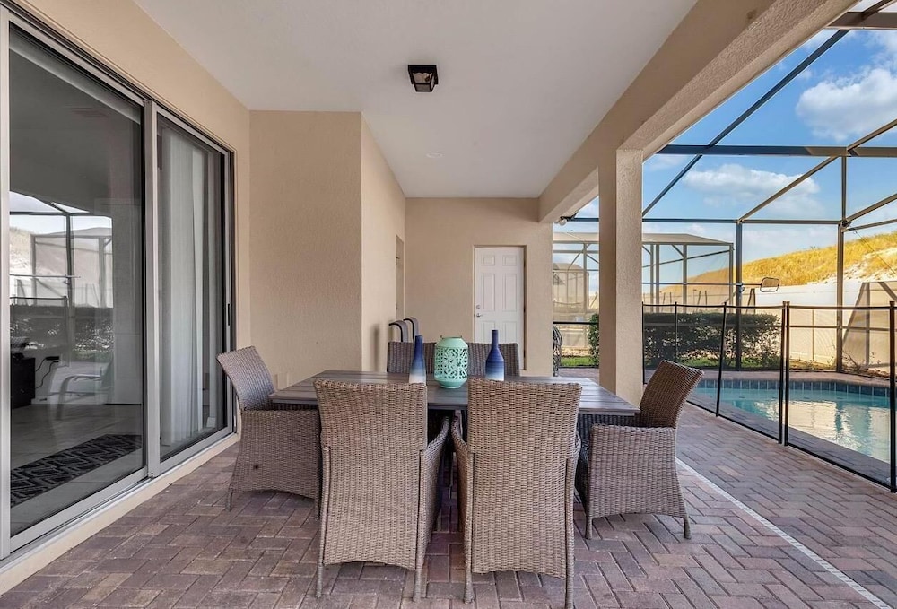 Luxurious Vacation Home With Private Pool!!! - Image 1