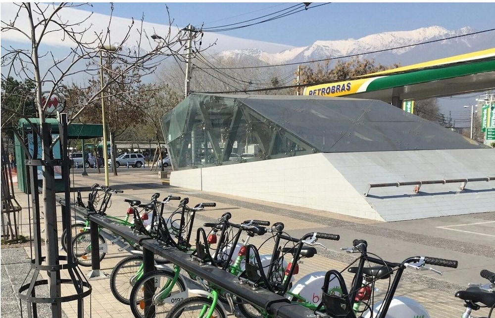 Lindo estudio a pasos del Metro Los Dominicos