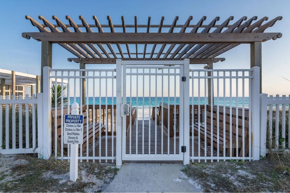 Chateau La Mer #15b