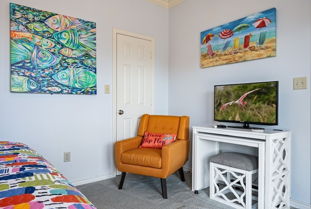 Happy Hours 4 Bedroom Home