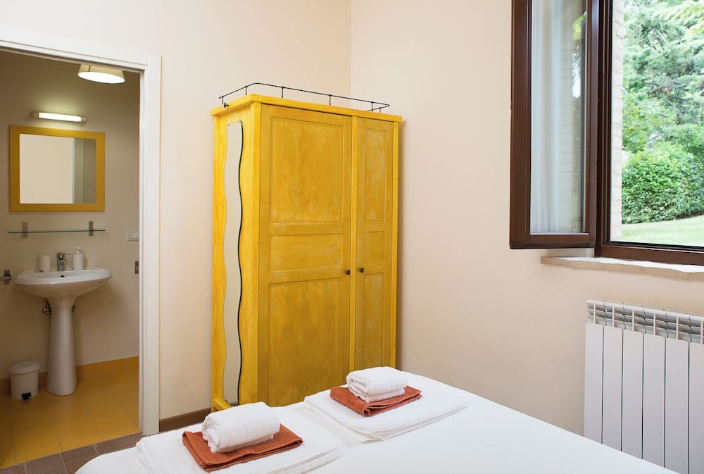 Borgo Sorbatti Country House