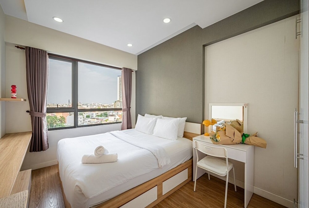 Masteri Luxury City Apartment
