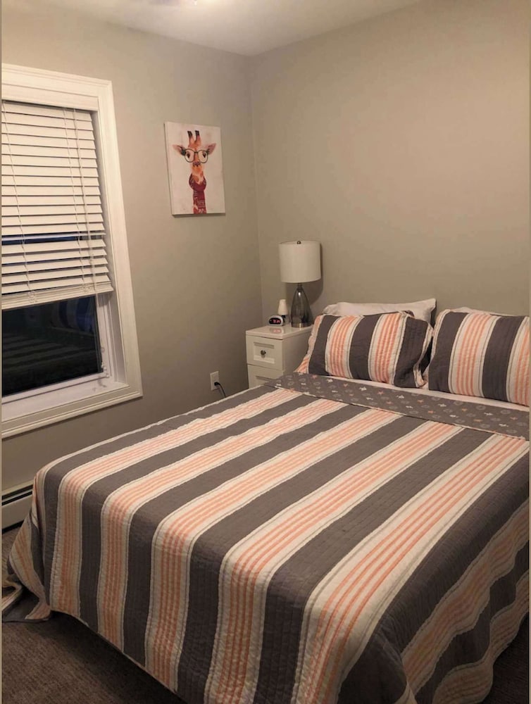 Tranquil Tides Home for 8!