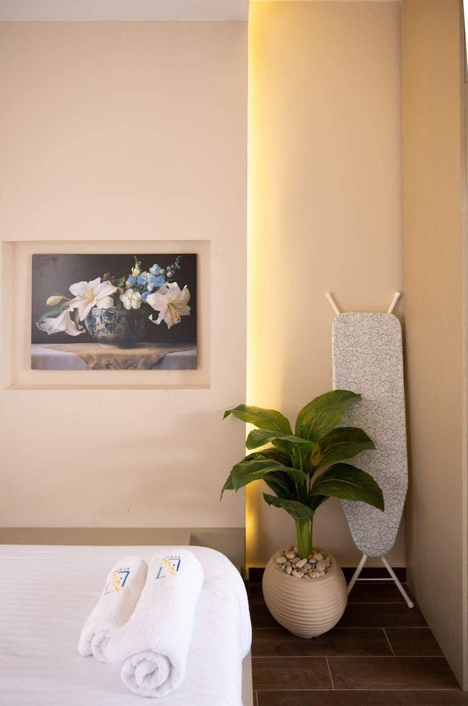 Xuru Stays I The Serene Suite A Rooftop Studio @ New Cairo