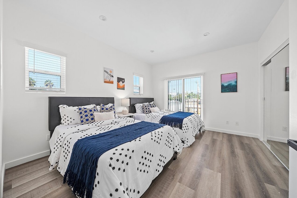Cozy Bedroom Los Angeles