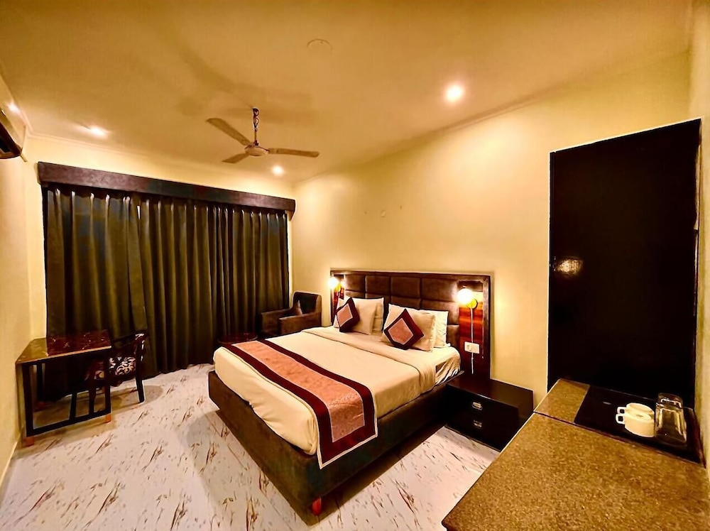 Sumedha Elegance