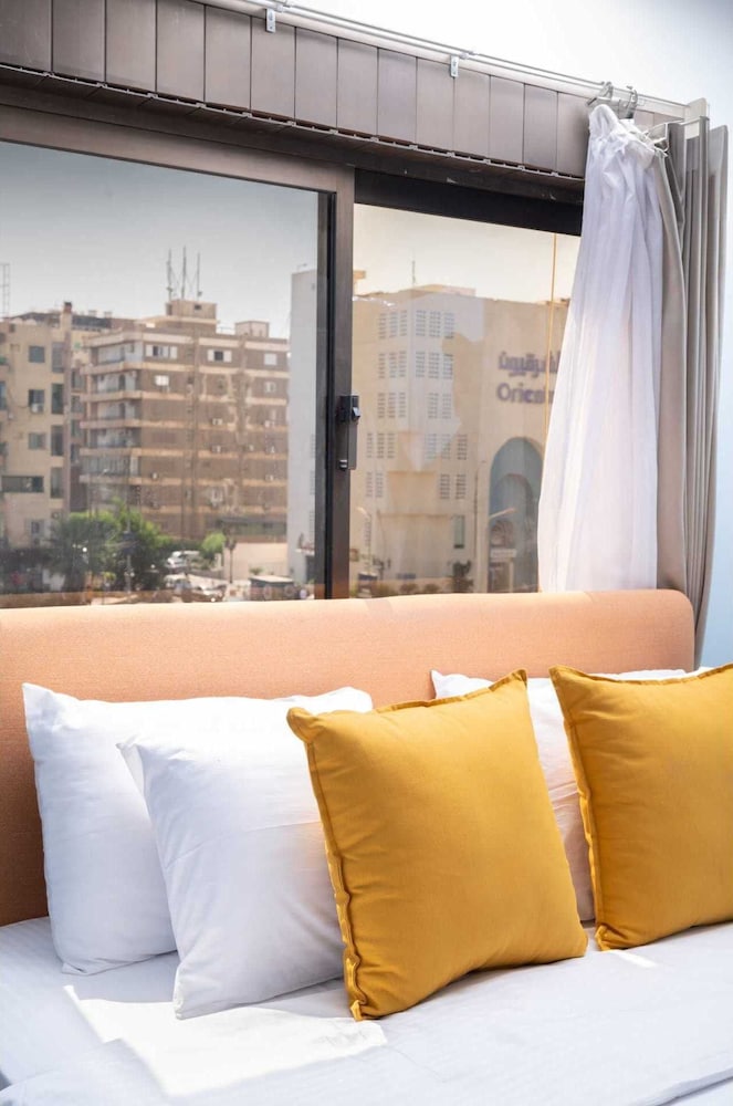 Xuru Stays I The 2 BDR Sterling Residence 5 min to CAI Airport