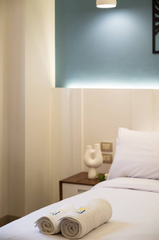 Xuru Stays I The Sleek & Ritzy 2 BDR 15 min From CAI Airpt