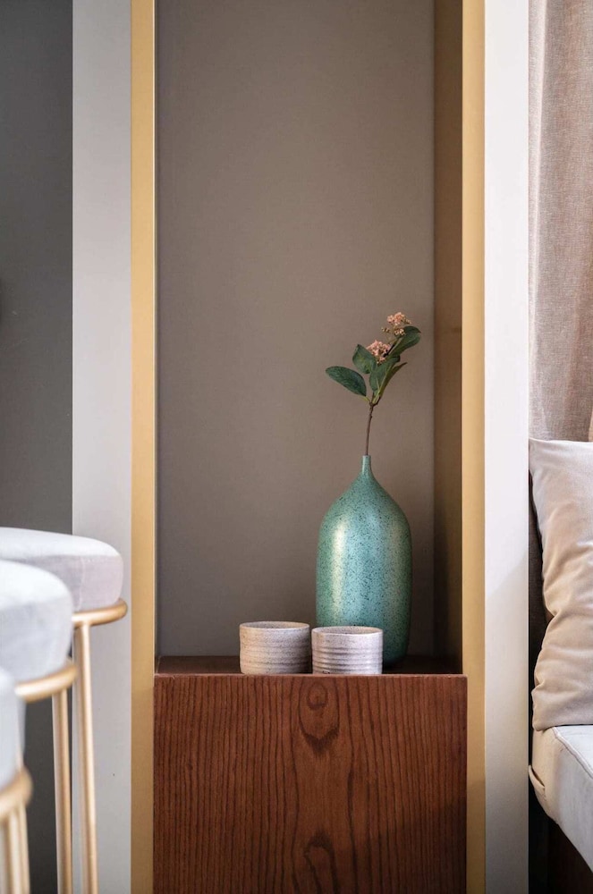 Xuru Stays I The Sleek & Ritzy 2 BDR 15 min From CAI Airpt