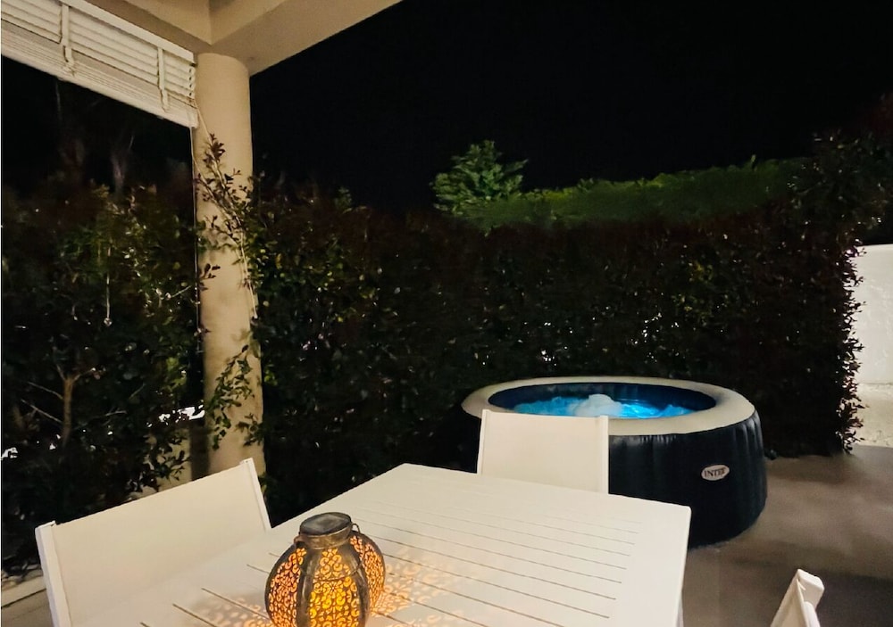 La Collina di Montegrappa - Suites with Heated Private Pool - Suites with Shared Pool