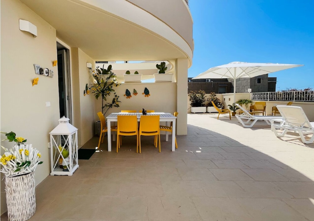 La Collina di Montegrappa - Suites with Heated Private Pool - Suites with Shared Pool