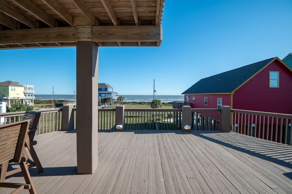 Deja View 3 Bedroom Home