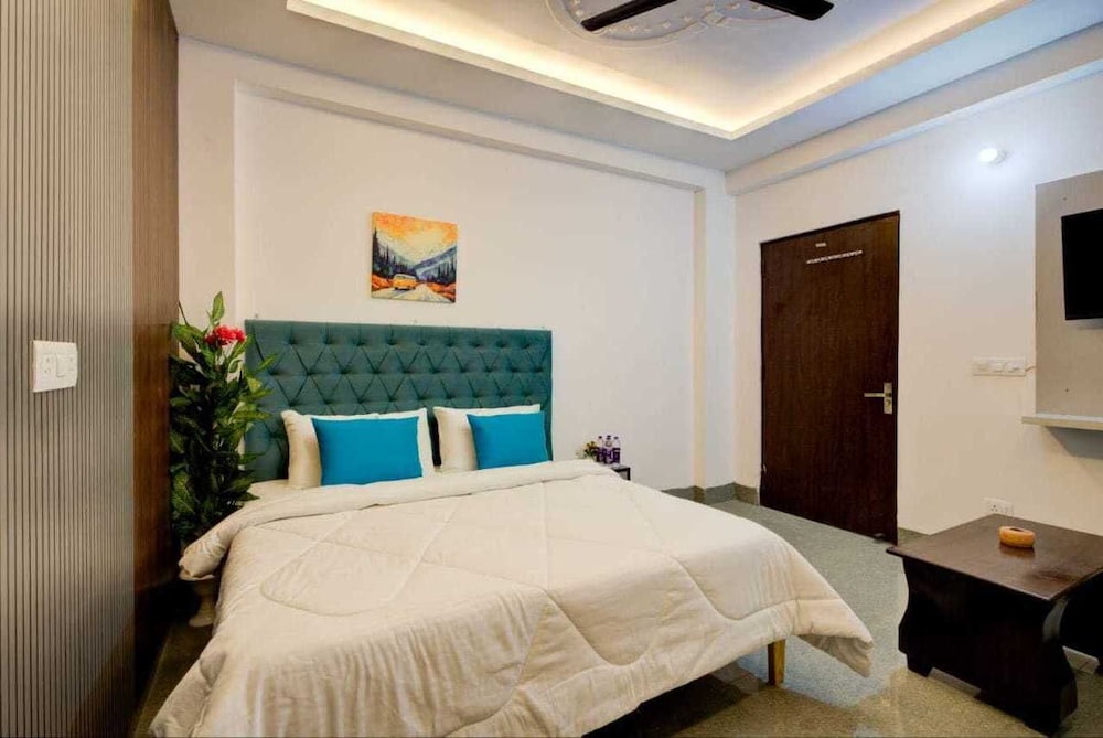 Amara Inn