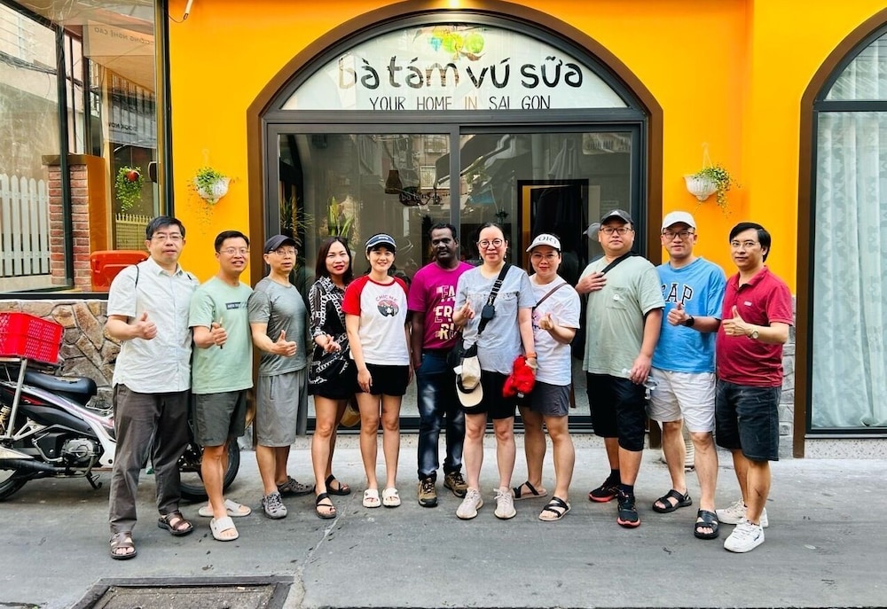 Ba Tam Vu Sua