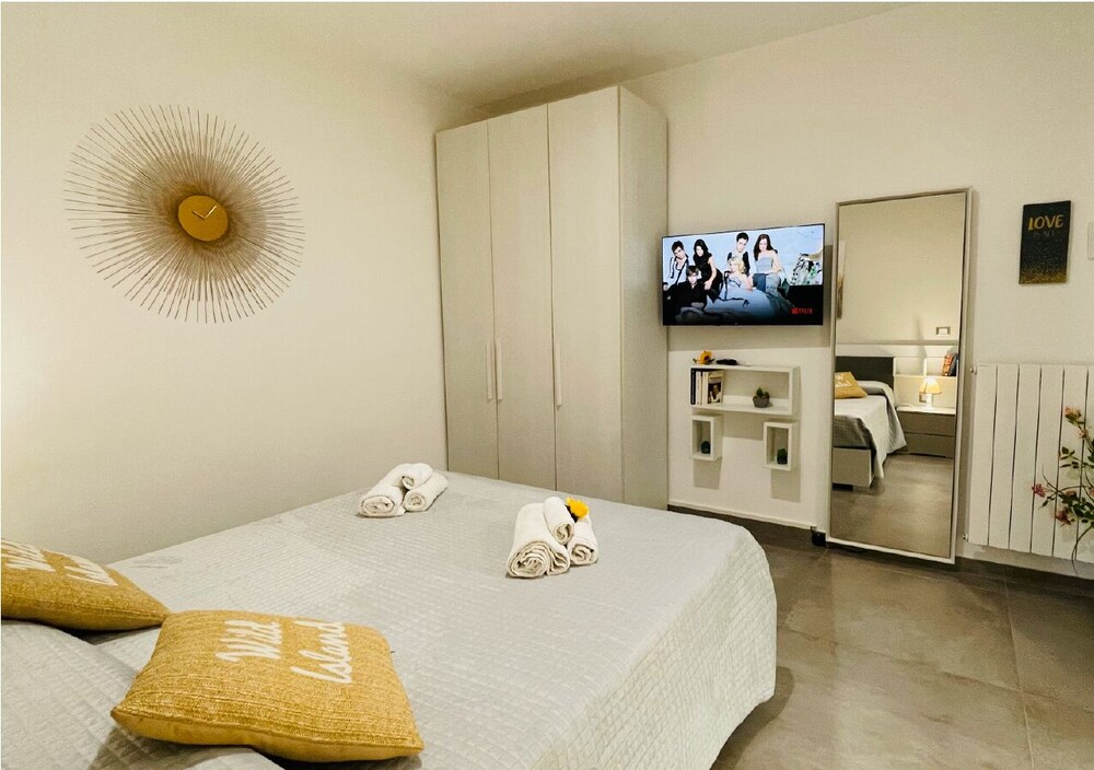 La Collina di Montegrappa - Suites with Heated Private Pool - Suites with Shared Pool