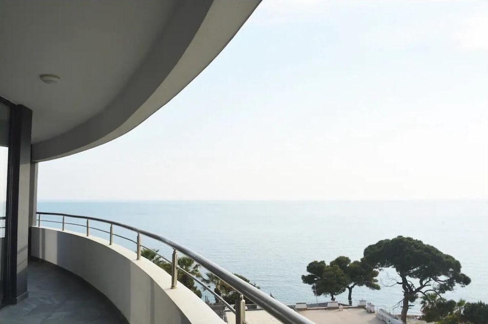 By the Sea  Luxurious2