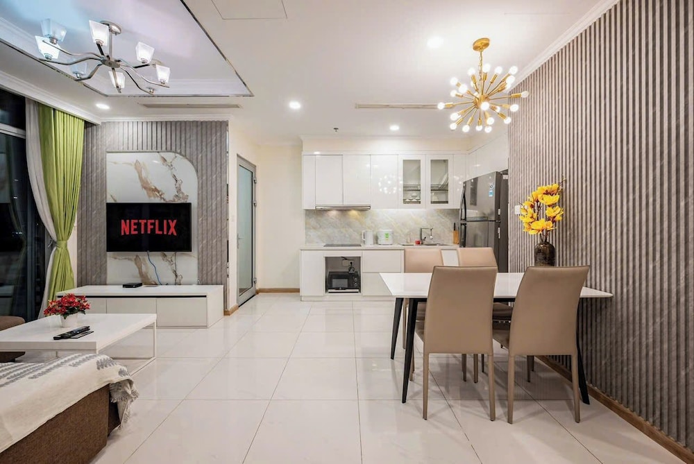 Vinhomes Central Park Landmark 81-Apts