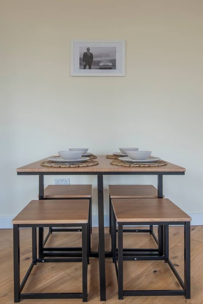 Notting Hill Gem 2BD Near Portobello Market