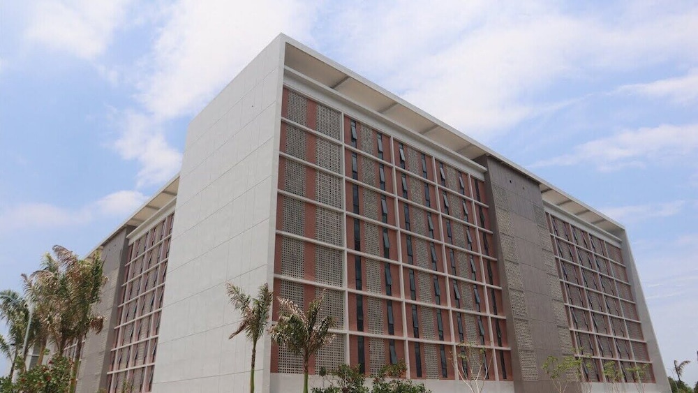 The Ship Campus photo 2