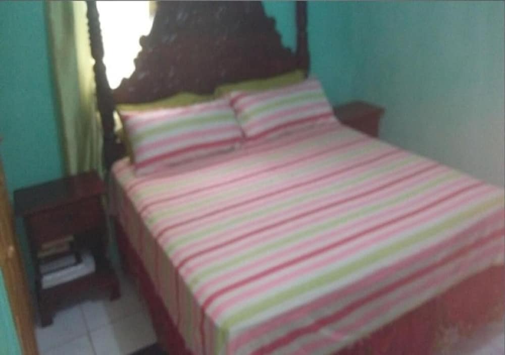 Reggae Moon Guest House