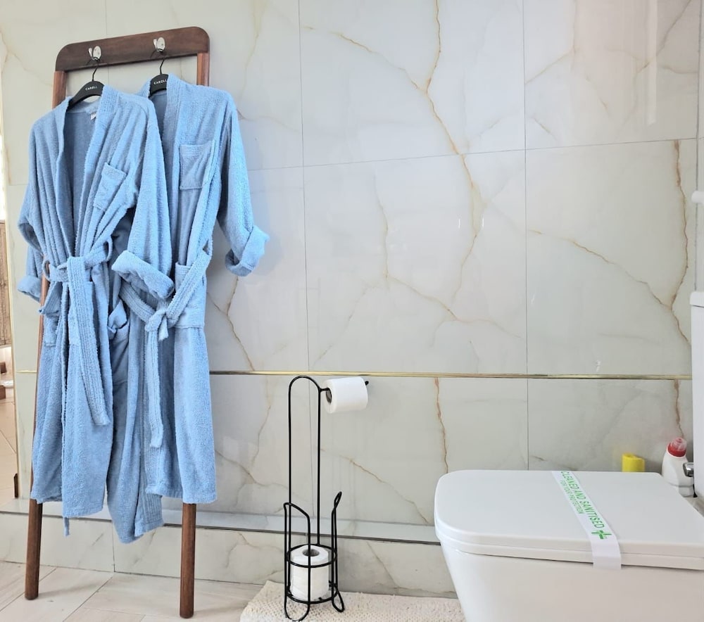 Tia Vahine - Boutique Hôtel Ivato