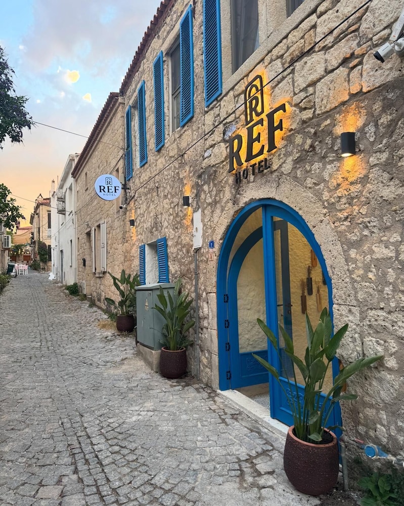 REF Alacati
