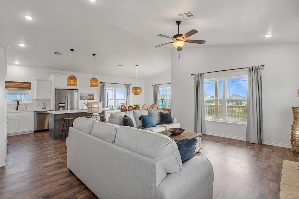 The White Heron 3 Bedroom Home