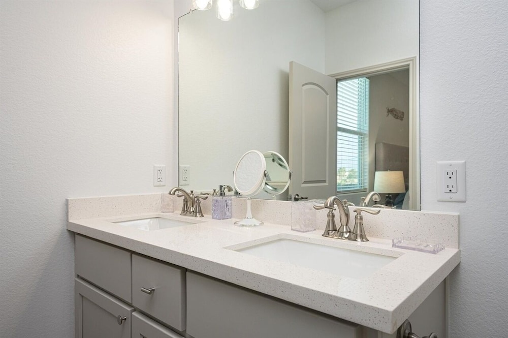 Breeze Easy 3 Bedroom Home