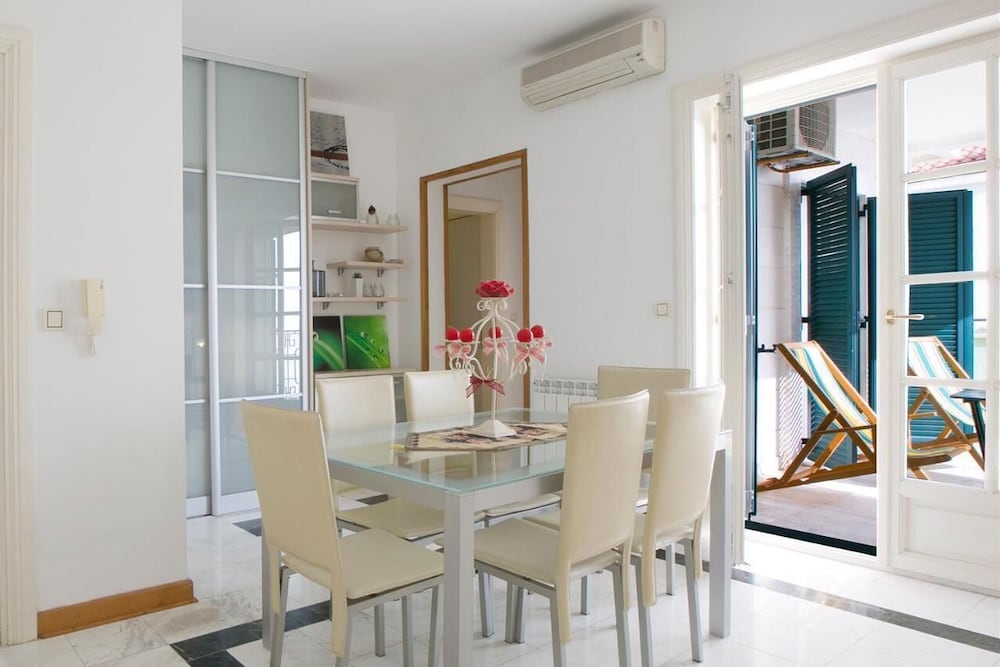 Sveti Stefan Beach Apartment photo 3