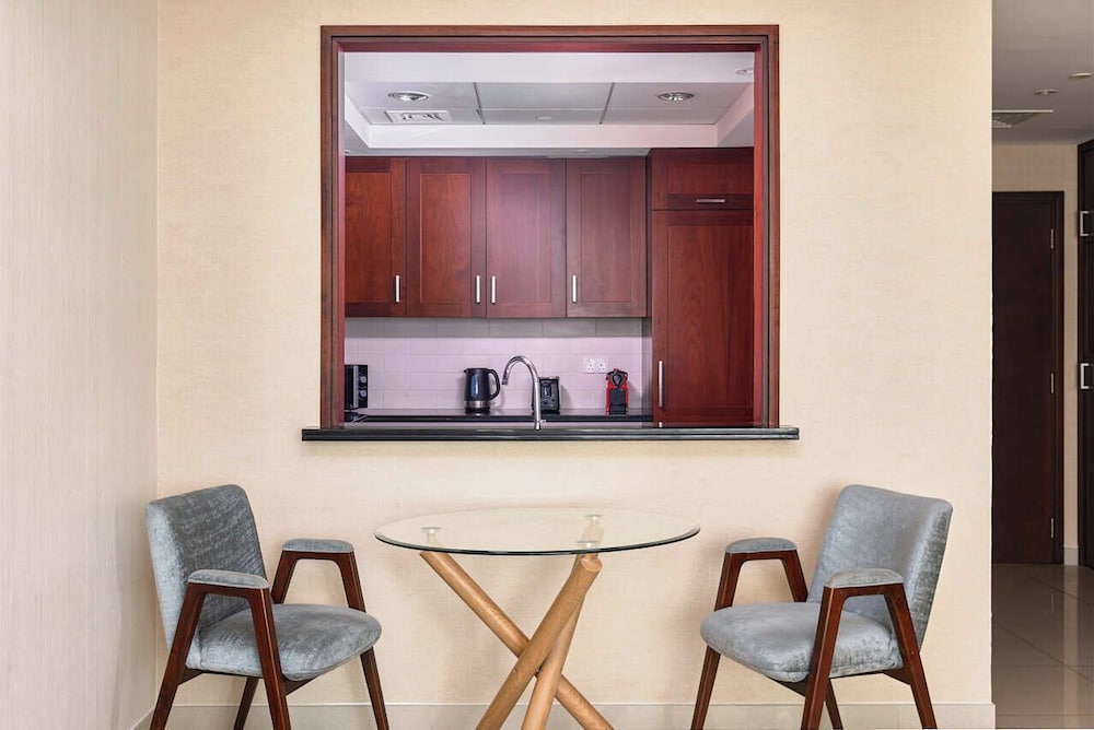 Bellavista-Gracefu-1BR- 29BLVD Burj View