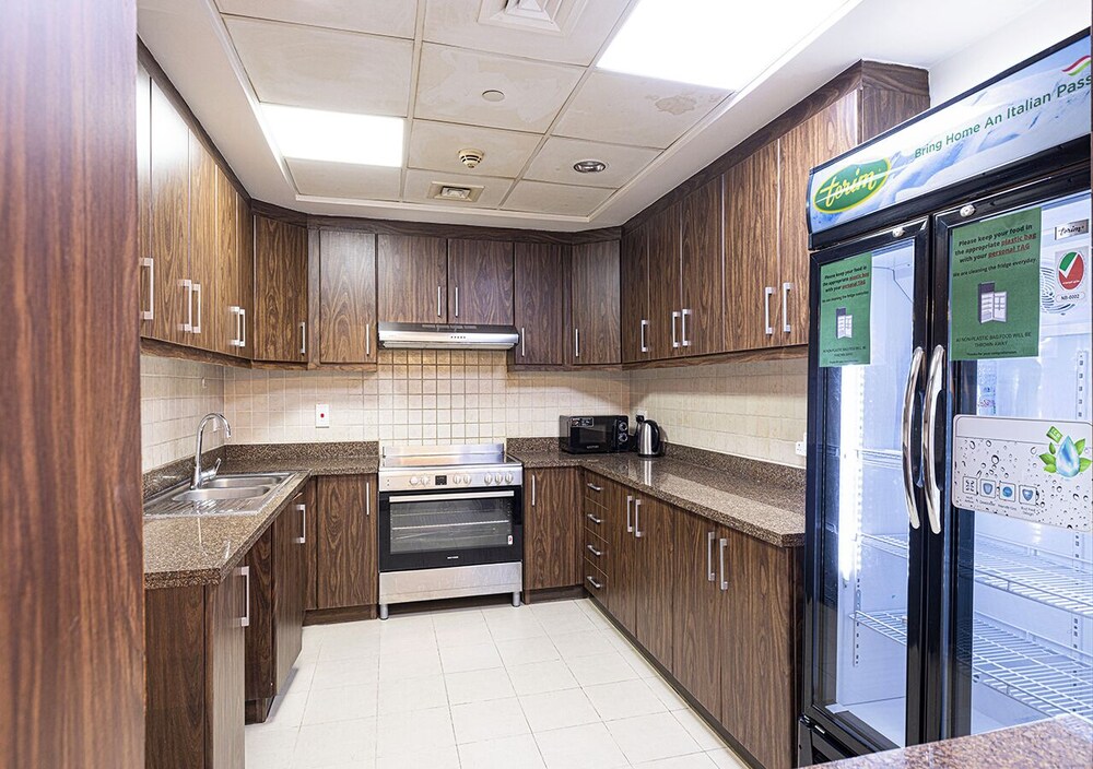 Next'House - Business Boulevard Hostel