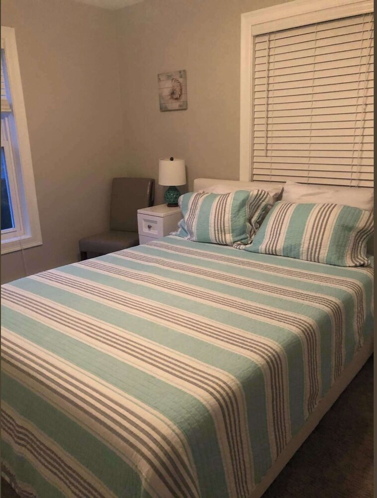 Tranquil Tides Home for 8!