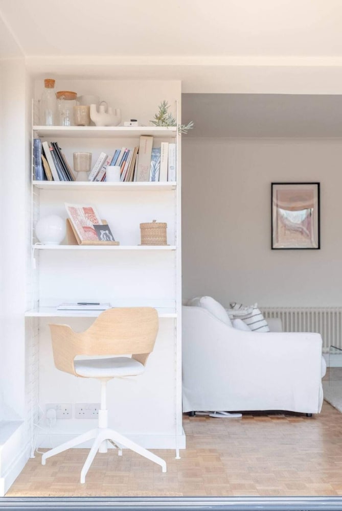 Peaceful 2 Bedroom Flat With Roof Terrace - Hackney