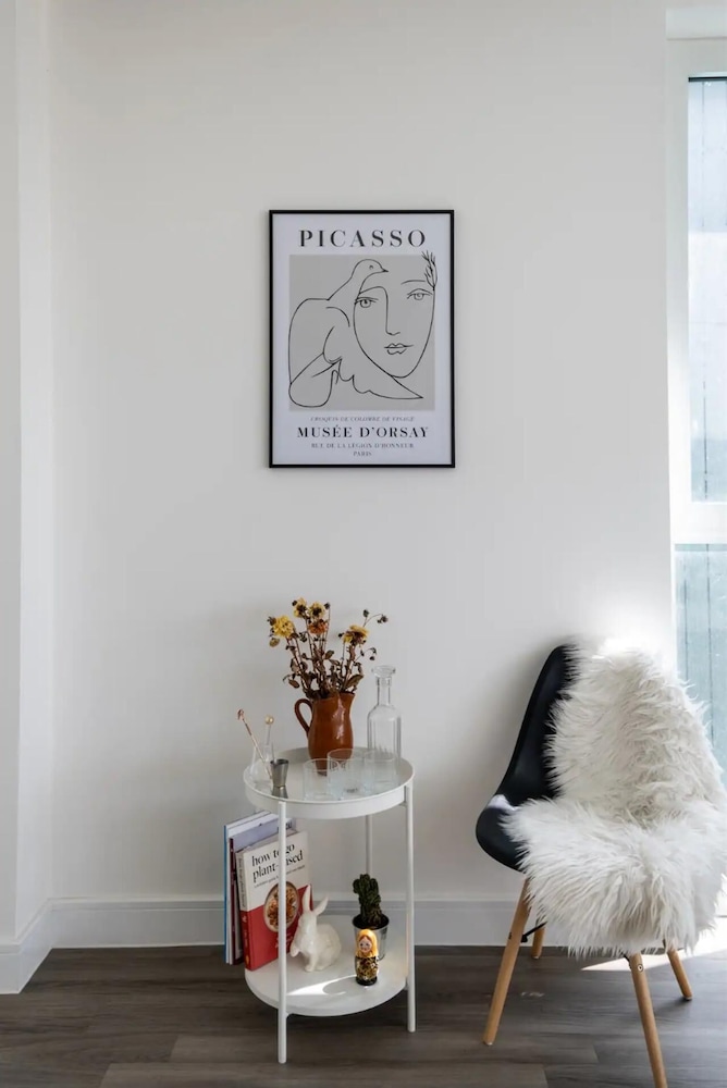 Stylish London Flat - Private Terrace - City View
