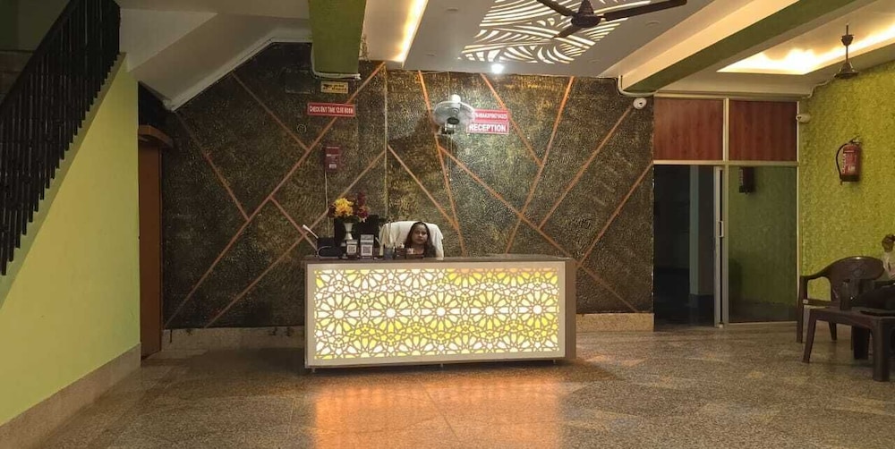Ayodhya Cantt Palace & Restaurant