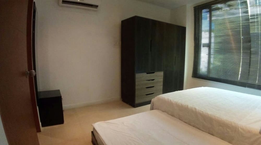 Holiday Home in Gaira view 4