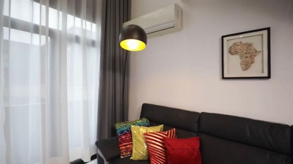 Meraki Homes at Embassy Gardens